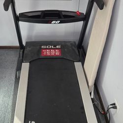 Sole F80 Treadmill