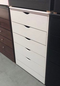 Five drawers dresser