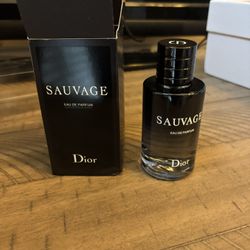 Christian Dior Sauvage Eau de Parfum 