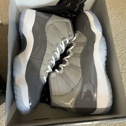 Jordan 11 “cool grey” size 13 