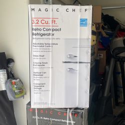 Magic Chef 3.2 Cu. Ft. Retro Compact Refrigerator 