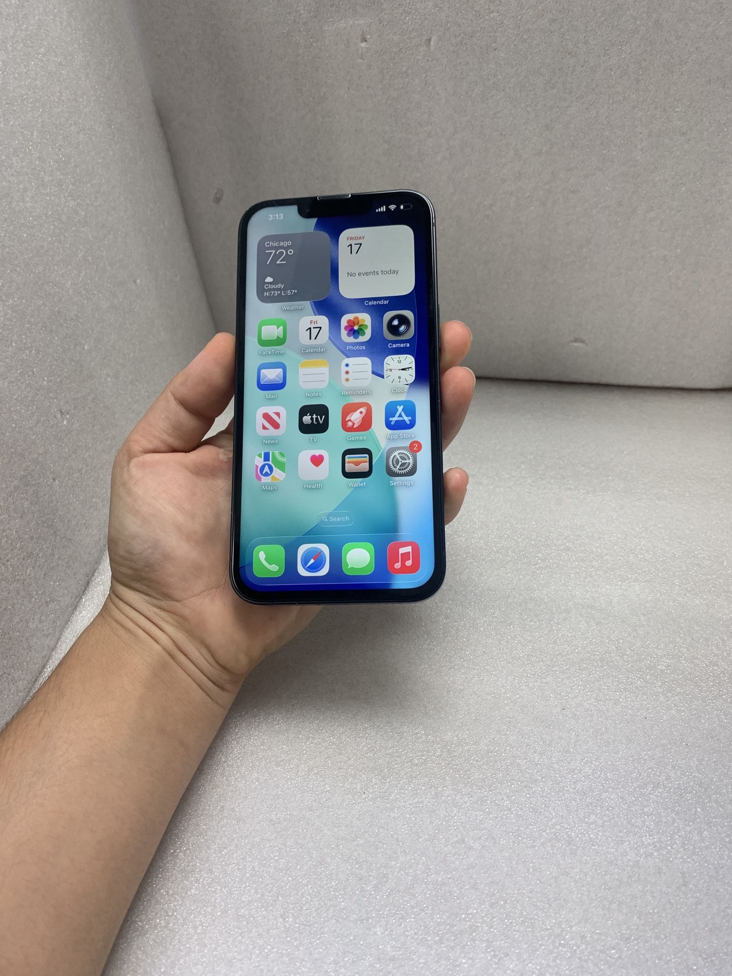 iPhone 13 128gb Unlocked Blue- Babcock