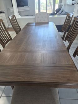 Dining Room Table with 8 Chairs