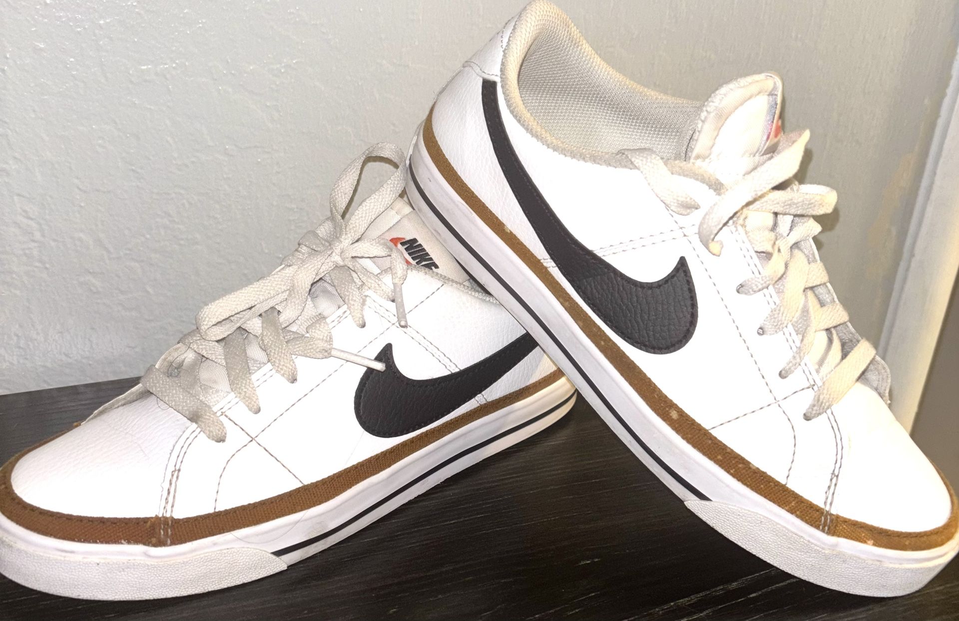 Nike Court Legacy Leather Sneakers