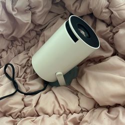 HY300Pro Projector w/ remote