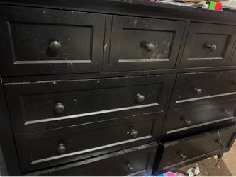 FREE DRESSER