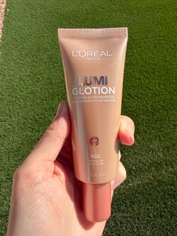 L'Oréal Paris True Match Lumi Glotion Natural Glow Enhancer – 902 Light Glow (1.35 fl oz) - Brand New