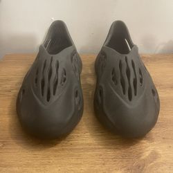 Yeezy foam Runner 