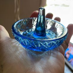 Ring holder