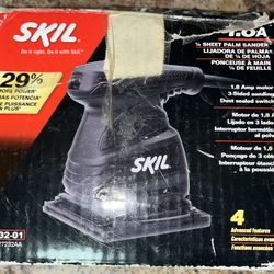 SKIL 1/4 Sheet Palm SANDER