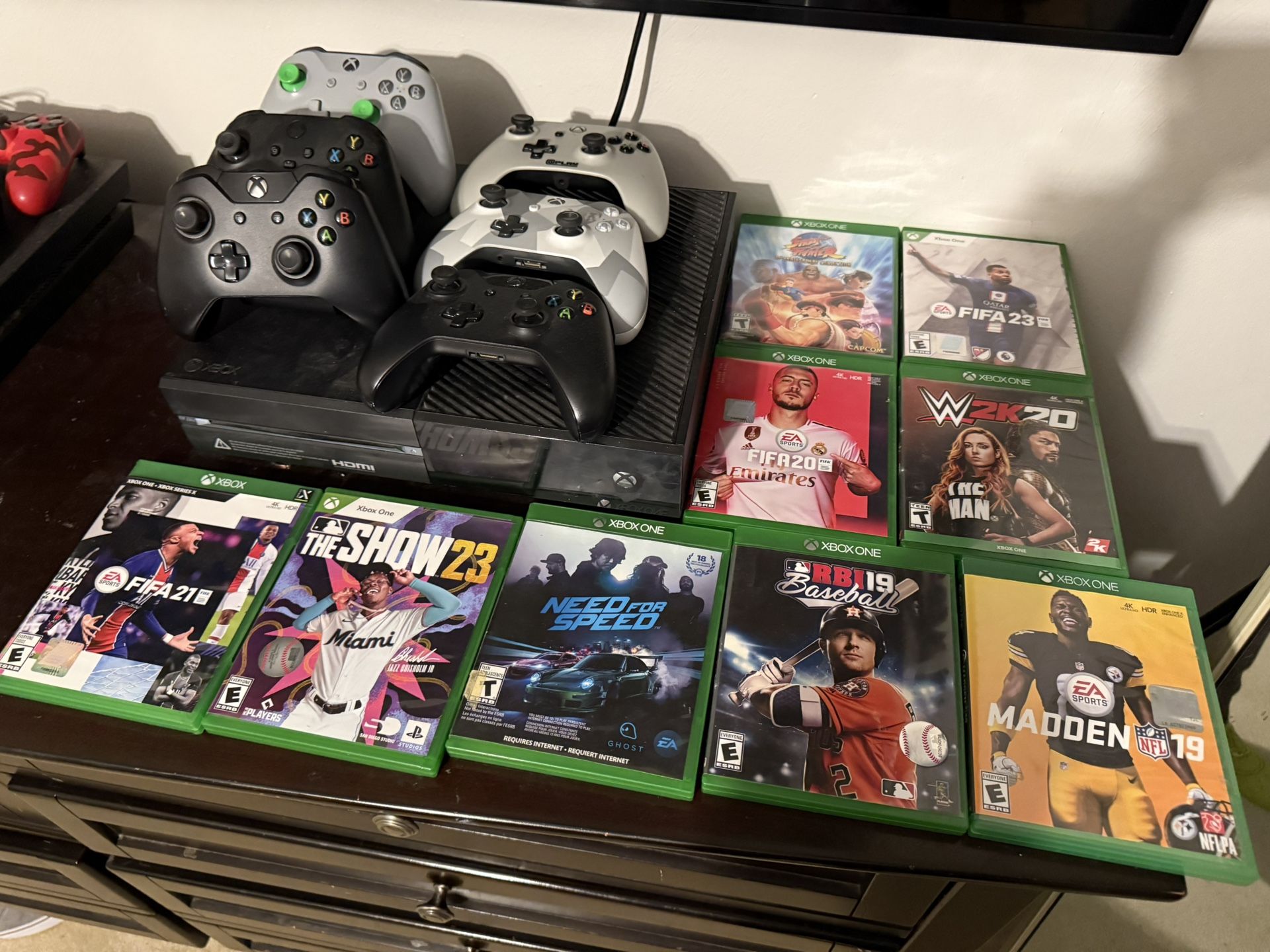 Xbox One With Remotes And Games