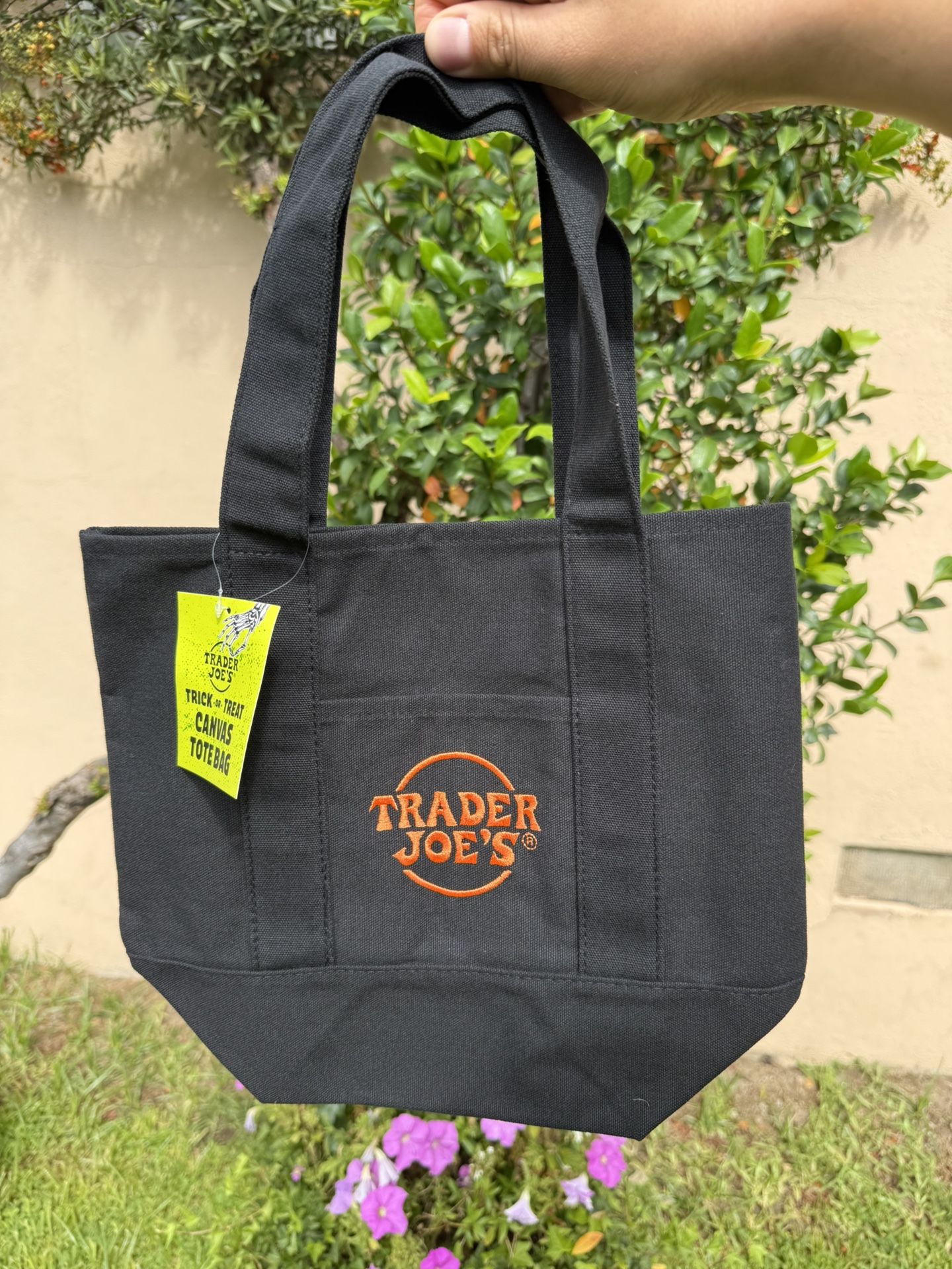 Trader Joe’s Halloween Tote Bag (Black)