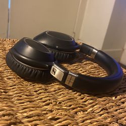 Sennheiser Noise Canceling Headphones