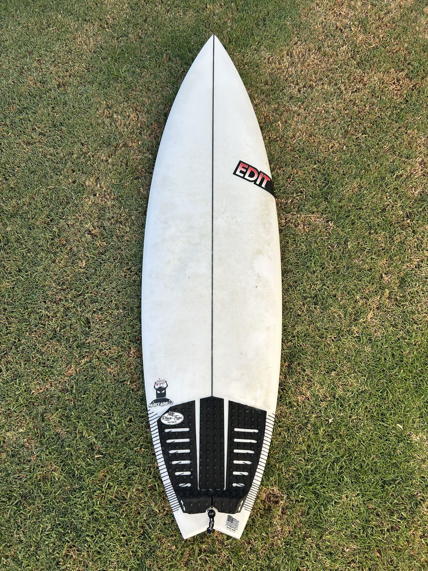 Edit 5’11 Twin Fin Surfboard