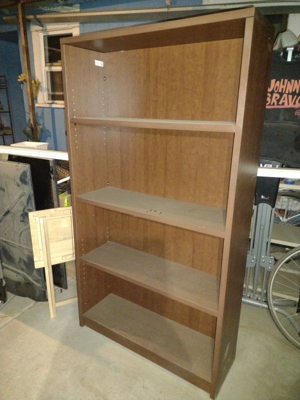 Bookshelf 