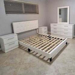 Bedroom Set. Modern StylishForYourHome! - Juego De Cuarto¡ Estilo Moderno Para Su Hogar !  