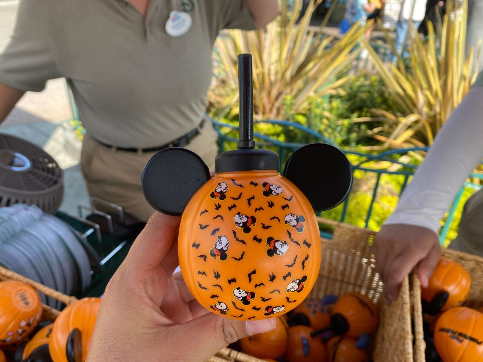 Disney Pluto’s Pumpkin Pursuit 2024 Mickey Mouse Halloween Orange Tumbler