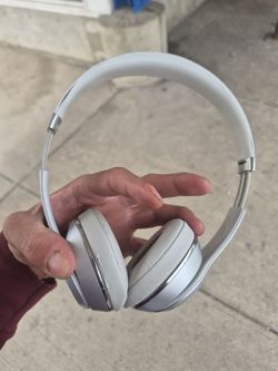 Beats solo 3