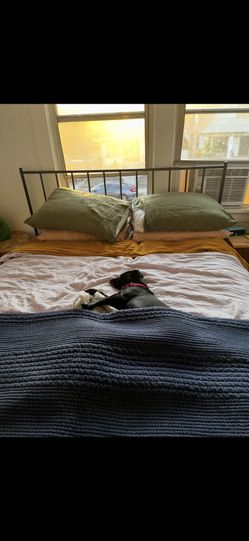 Queen Size Metal Bed Frame