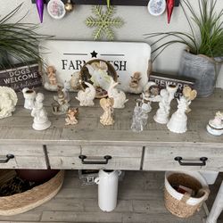 Angel figurines