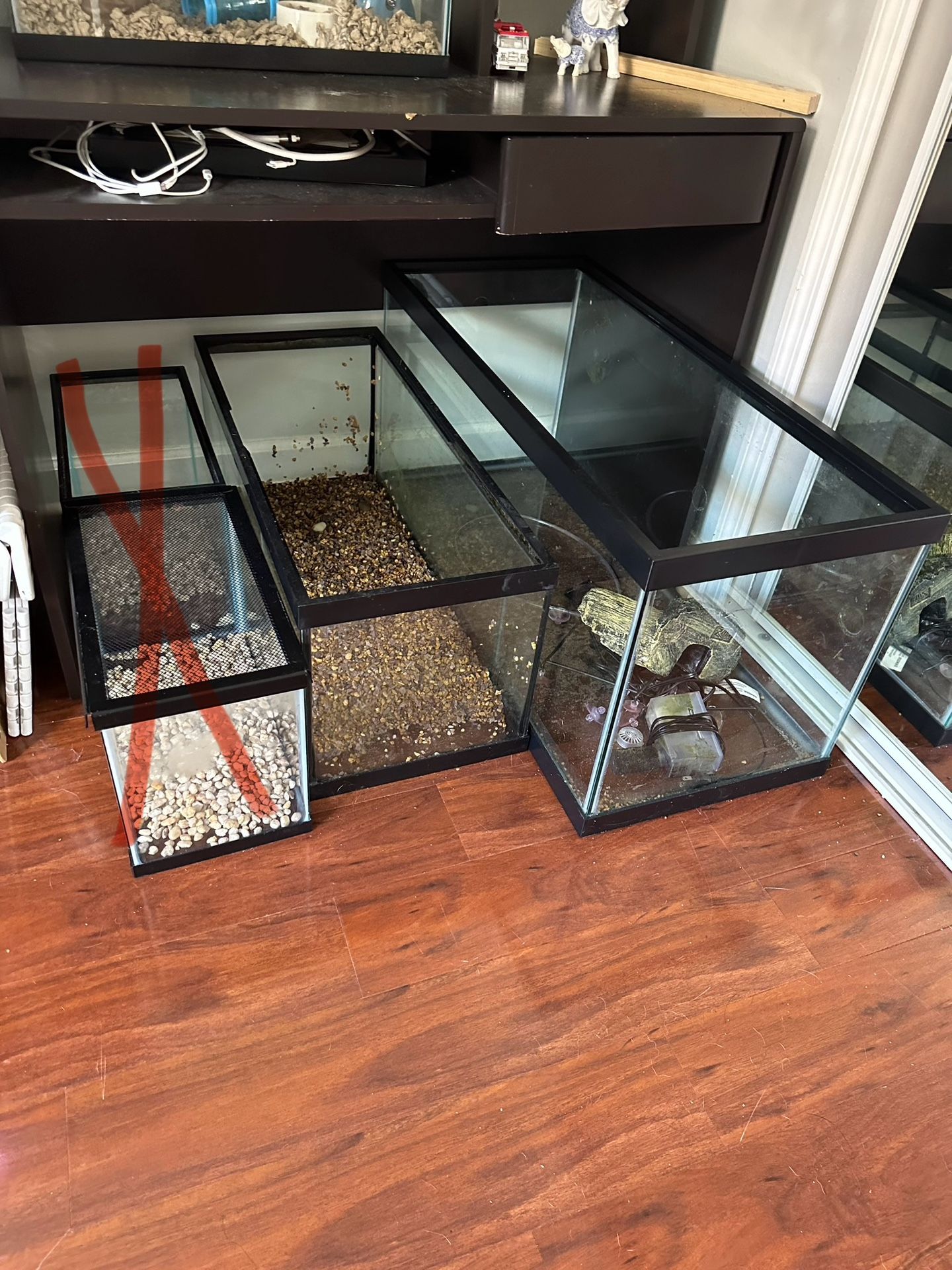 Fish Tanks (20L &40 G)