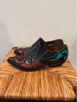 Women’s Sabree Black Leather Ankle Shoes with Red & Teal Flame Details size 8