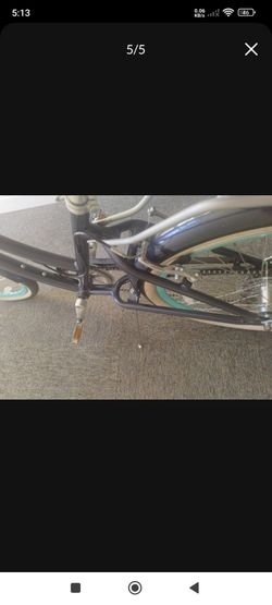 Cruiser Bicycle with Kickstand