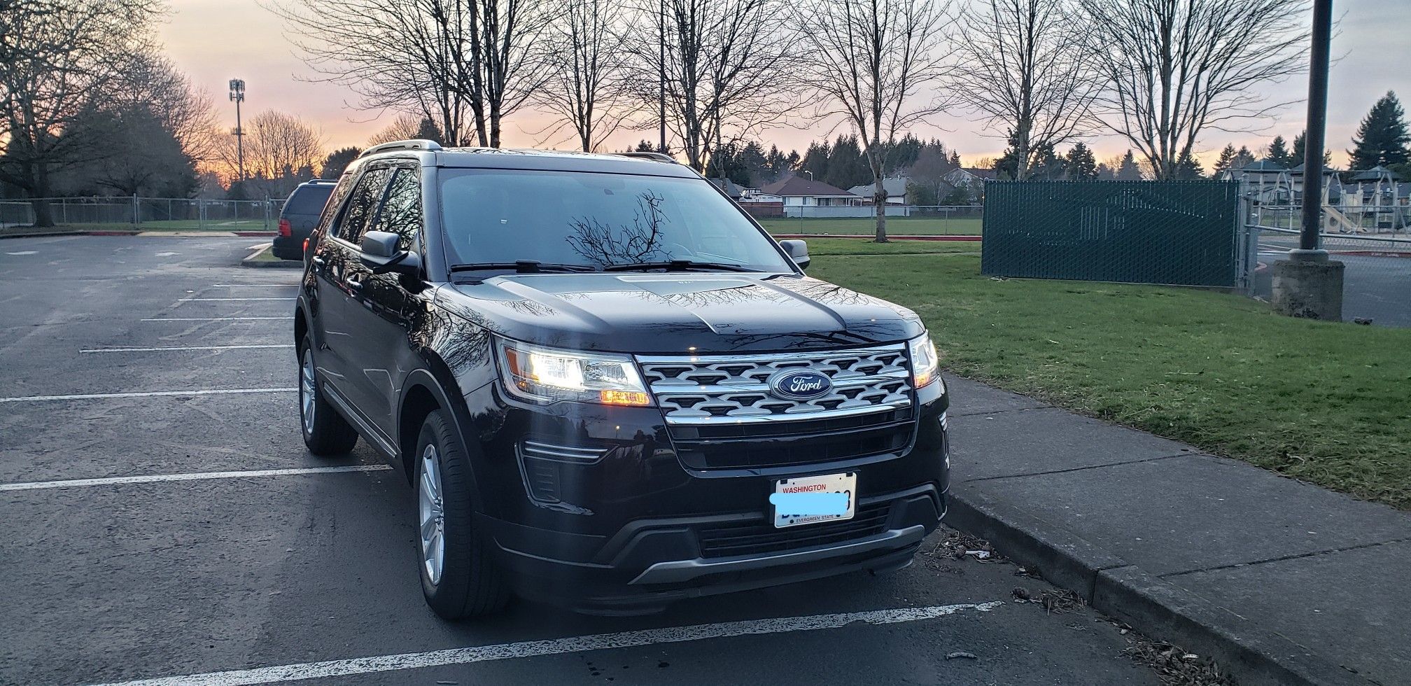 2019 Ford Explorer XLT, basically brand new, low miles, clean title