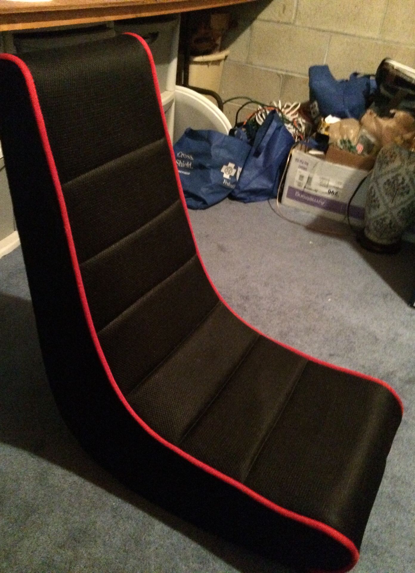 Video game chair with game pocket