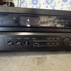 Pioneer VSX-456 Audio/Video Receiver + Two Speakers 
