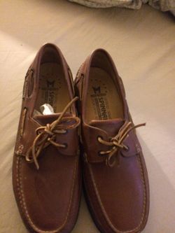 Men's dress shoes