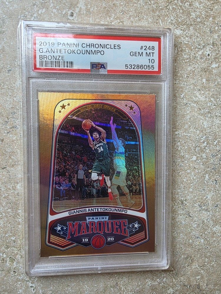2019 Giannis Antetokoumpo Panini Bronze. PSA 10