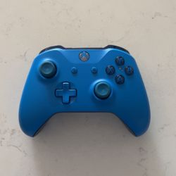 Blue Xbox Controller 