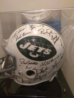 Extremely rare Joe namath & team 25 signatures 1969 Superbowl champions riddell period correct helmet with JSA letter of authenticity