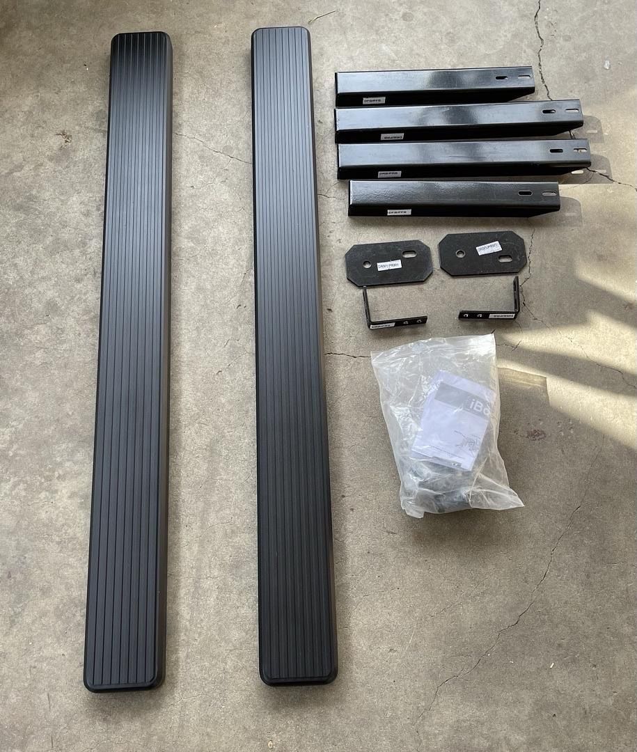 05 to 22 Toyota Tacoma Extended Cab 4 in BK Running Boards Estribos Need Bars 