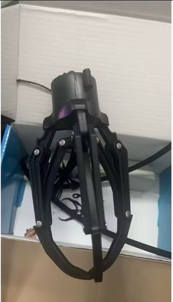 MECHANICAL CLAW ( Drone Attachment )