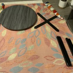 Gray Circular Dining Room Set - Round Eat In Kitchen Table With Four Black Chairs $190 OBO