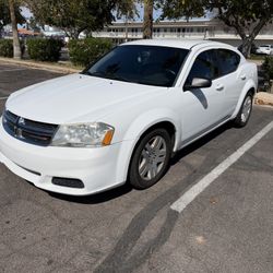 2014 Dodge Avenger 