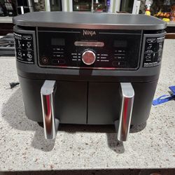 NINJA AIR FRYER DOUBLE BASKET 10 QT