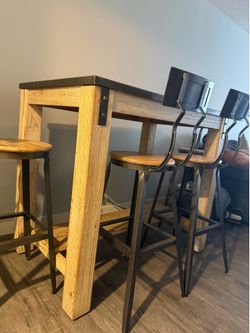 Industrial High-Top Table + 4 Bar Stools – Solid & Heavy Duty