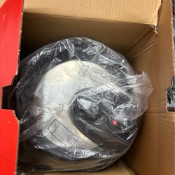 Brand new, never used pressure cooker