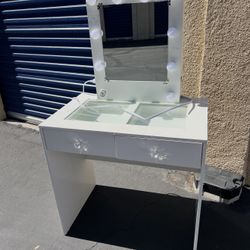 Makeup Vanity