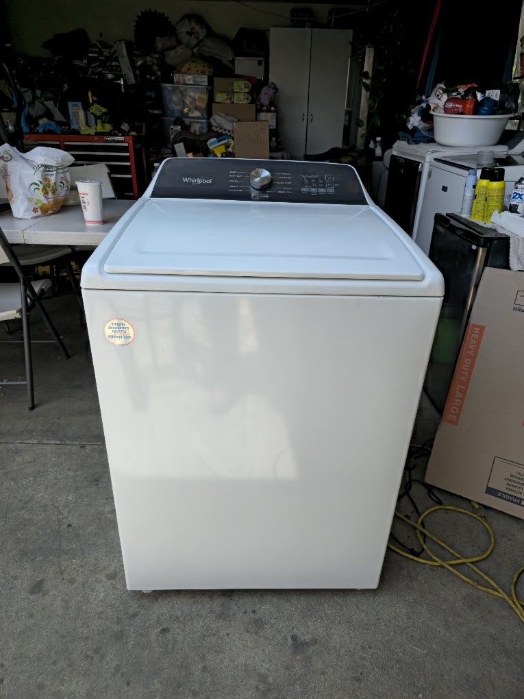 HE Washer / Lavadora