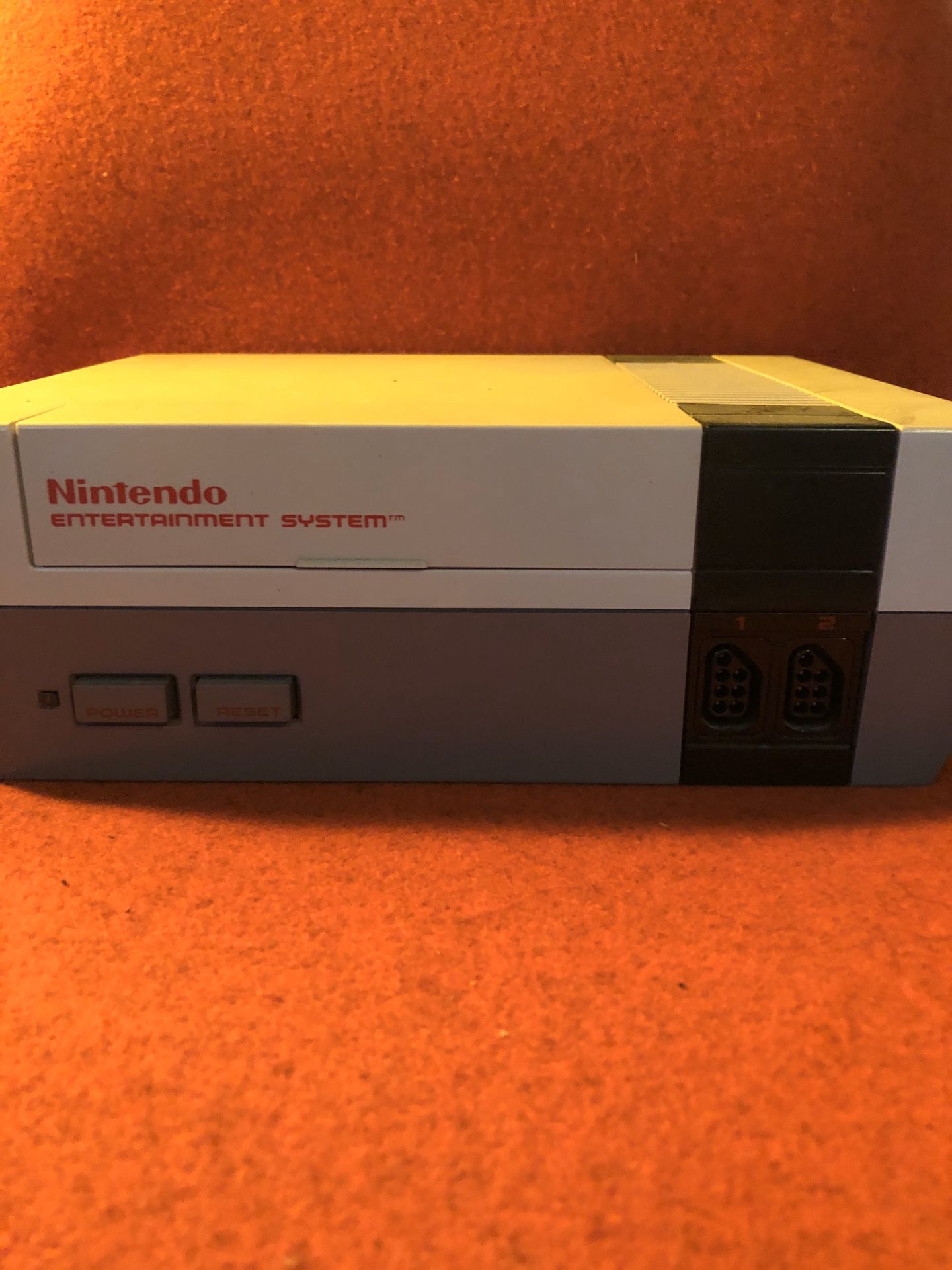 Nintendo Entertainment System 1985