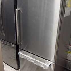 Kitchenaid 30 inch wide French Door refrigerator