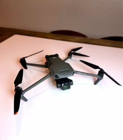 DJI Mavic 3 Cine