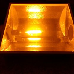 Lumii LU64AC Grow Light Reflector W/ Ballast