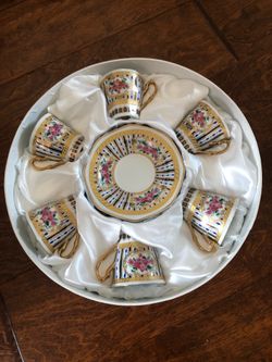 Coffee / tea cups brand new
