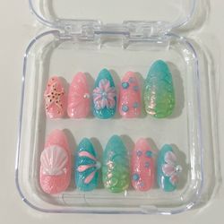 One of a Kind Handcrafted 3D Siren Mermaid Press-On Nails ✨🧜‍♀️