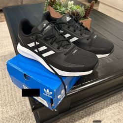 Addidas Women’s Shoes 9.5